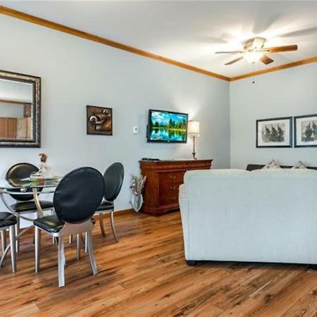A Okanagan Lakeview Inn เคโลว์นา ภายนอก รูปภาพ