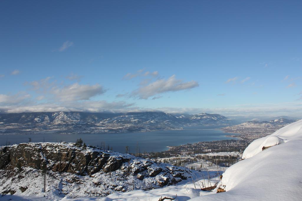 A Okanagan Lakeview Inn เคโลว์นา ภายนอก รูปภาพ