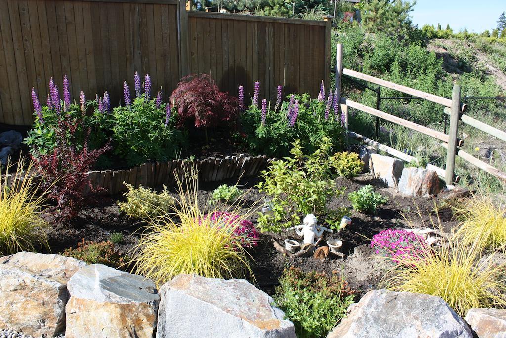 A Okanagan Lakeview Inn เคโลว์นา ภายนอก รูปภาพ
