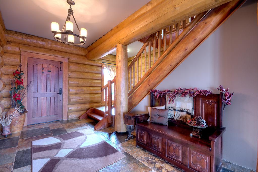 A Okanagan Lakeview Inn เคโลว์นา ภายนอก รูปภาพ