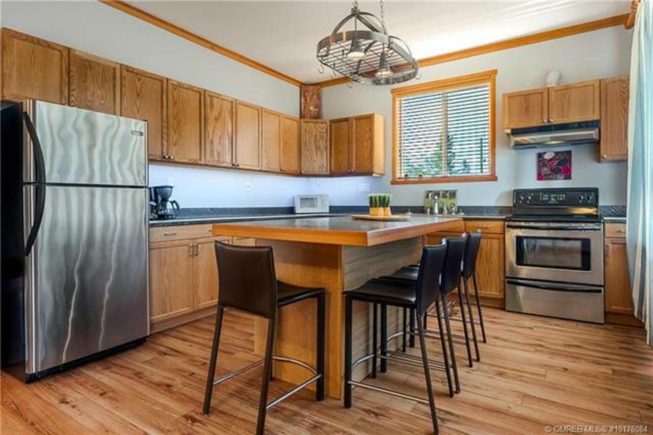 A Okanagan Lakeview Inn เคโลว์นา ภายนอก รูปภาพ